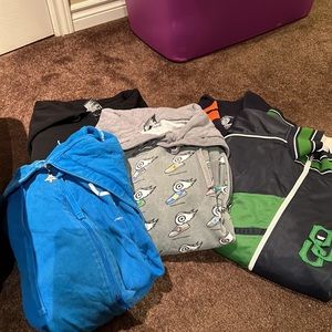 Bundle of 5 Mens hoodies, zip up and cardigan